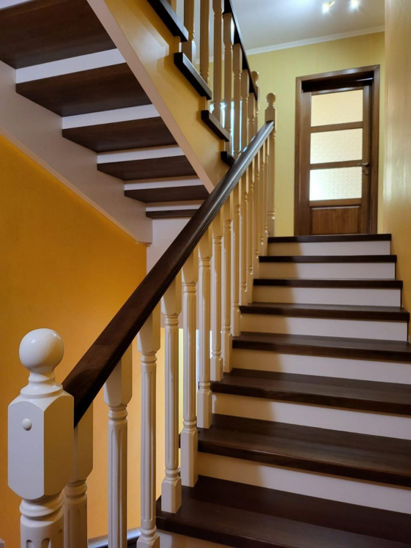 Изготовление лестниц | Деревянных | в Калуге | в Обнинске | Цена на заказ | Дом лестниц